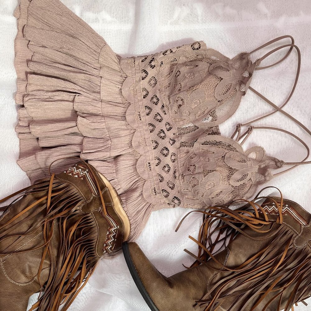 crochet lace peplum tank top 🔥